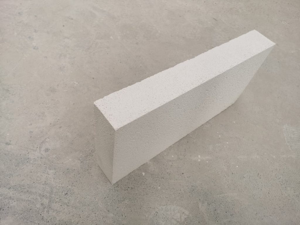 莫來(lái)石平四枚磚 粘土磚_莫來(lái)石磚_高鋁磚廠家_耐火磚價(jià)格尺寸-鄭州平順耐材 莫來(lái)石平四枚磚